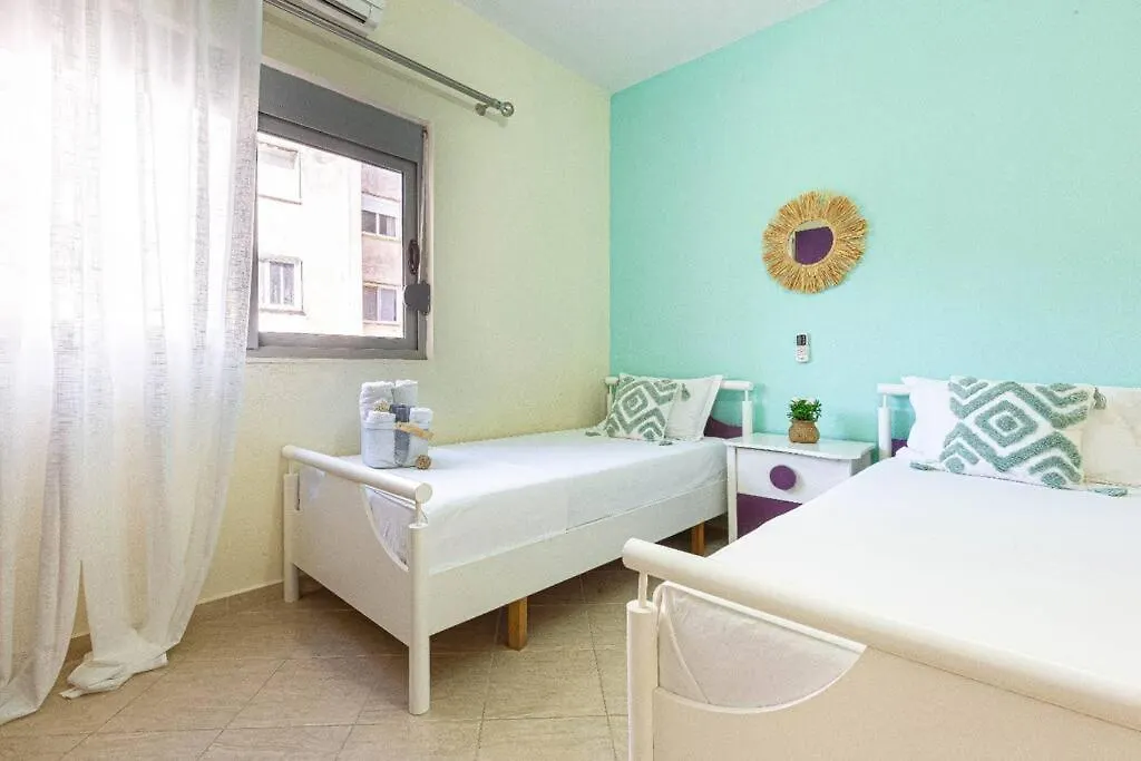 Stella'S Stylish Studio - 1Min Beach W Kitchen Himare Appartement